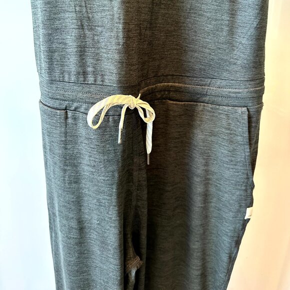 Vuori Lux Jumpsuit Charcoal Heather - Size Medium - Picture 4 of 10